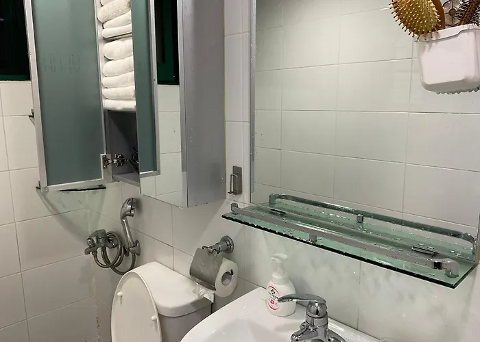 Coex Smart 2br - 1f No Stairs & Samsung Stn-emily House Apartment